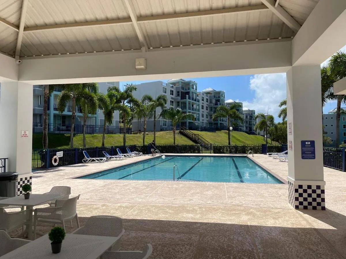 Costa Brava Beach & Pool Apartment 24-402 Ceiba